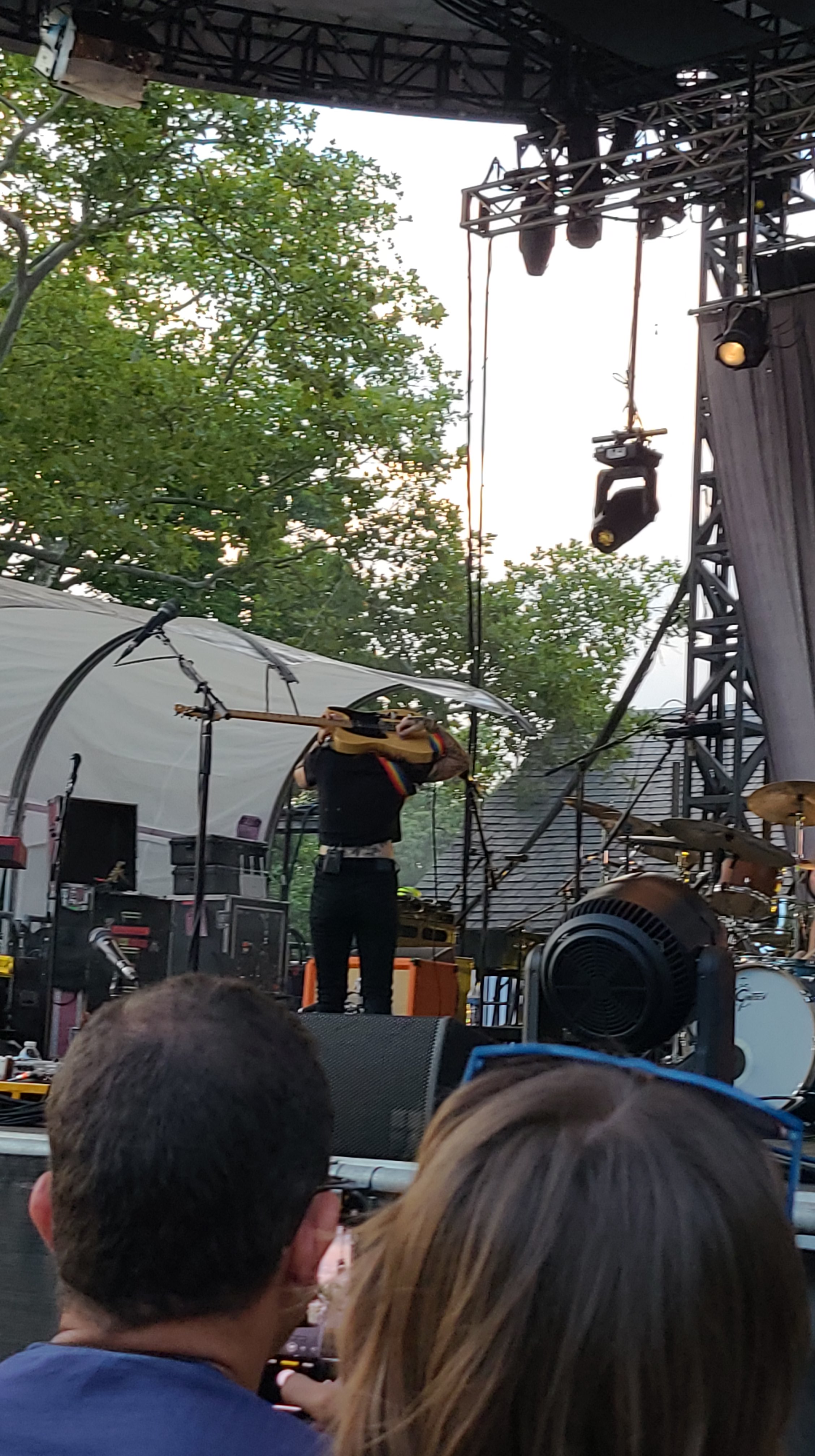 Julien-Baker-Playing-Guitar